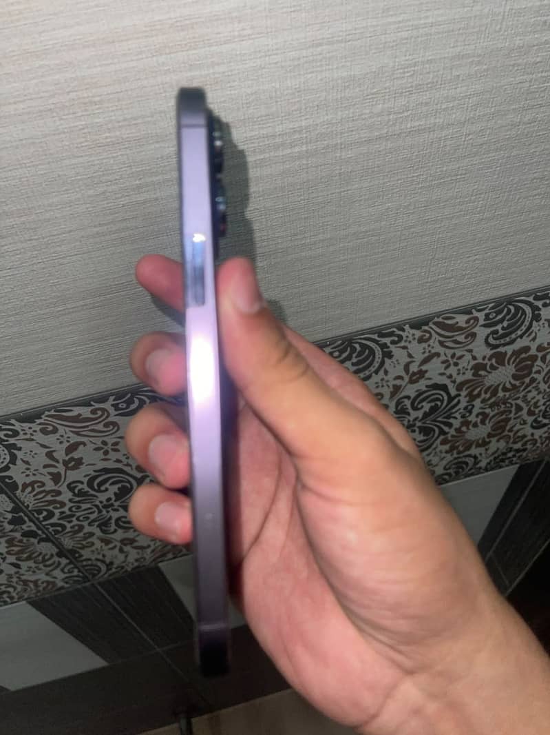 Apple iPhone 14 Pro Max 2