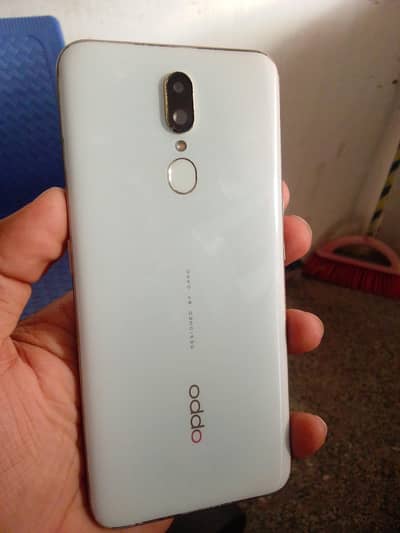 OPPO F11