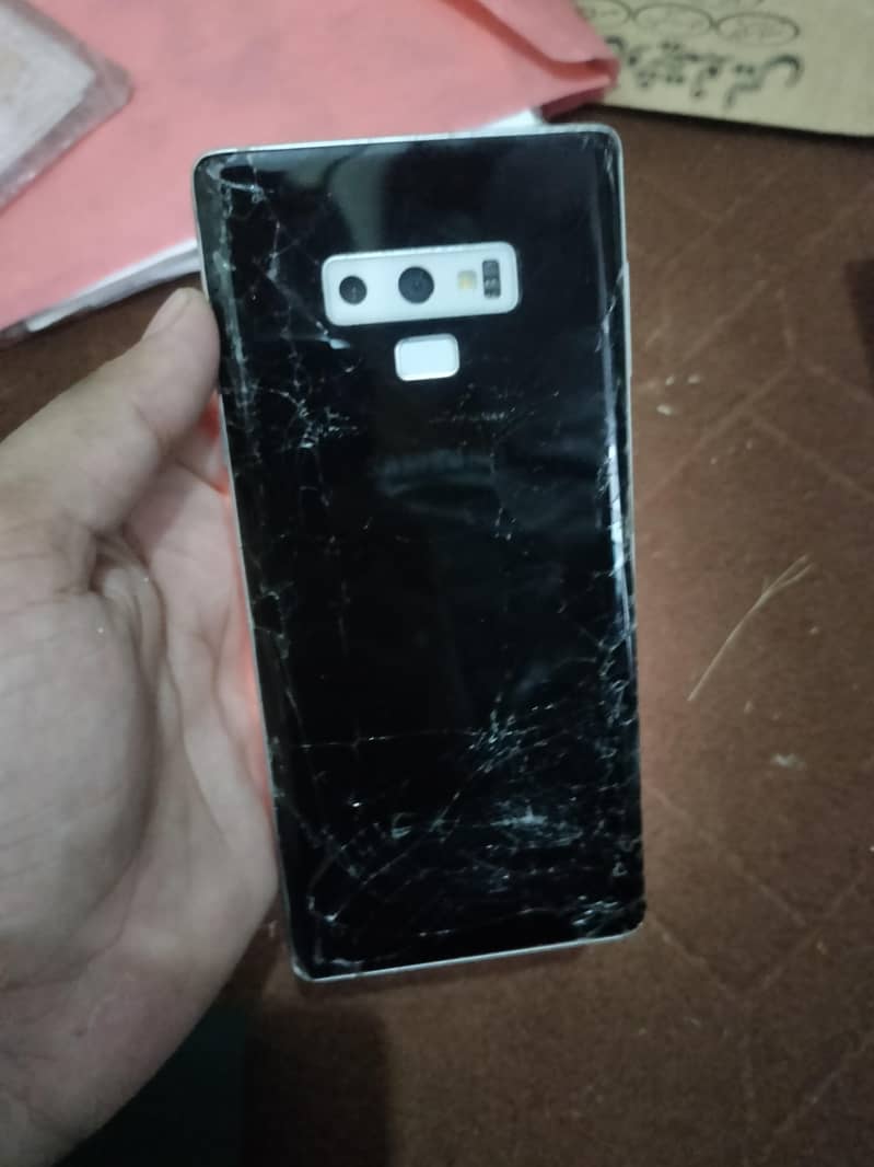 Samsung Mobile Note 9 1