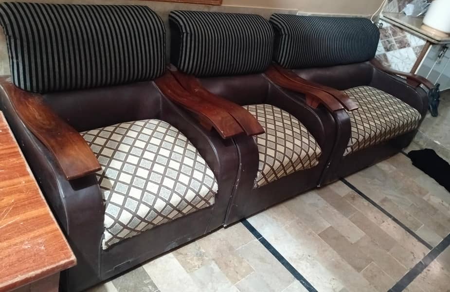 7 Seater Sofa Set 0