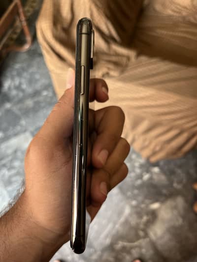 Apple iPhone xs
