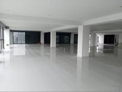 Office Floor 10,000 Sqft available with Big Parking
