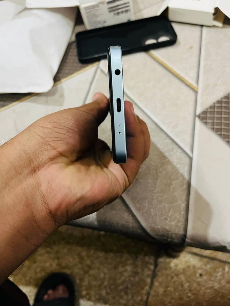 Redmi A5 4