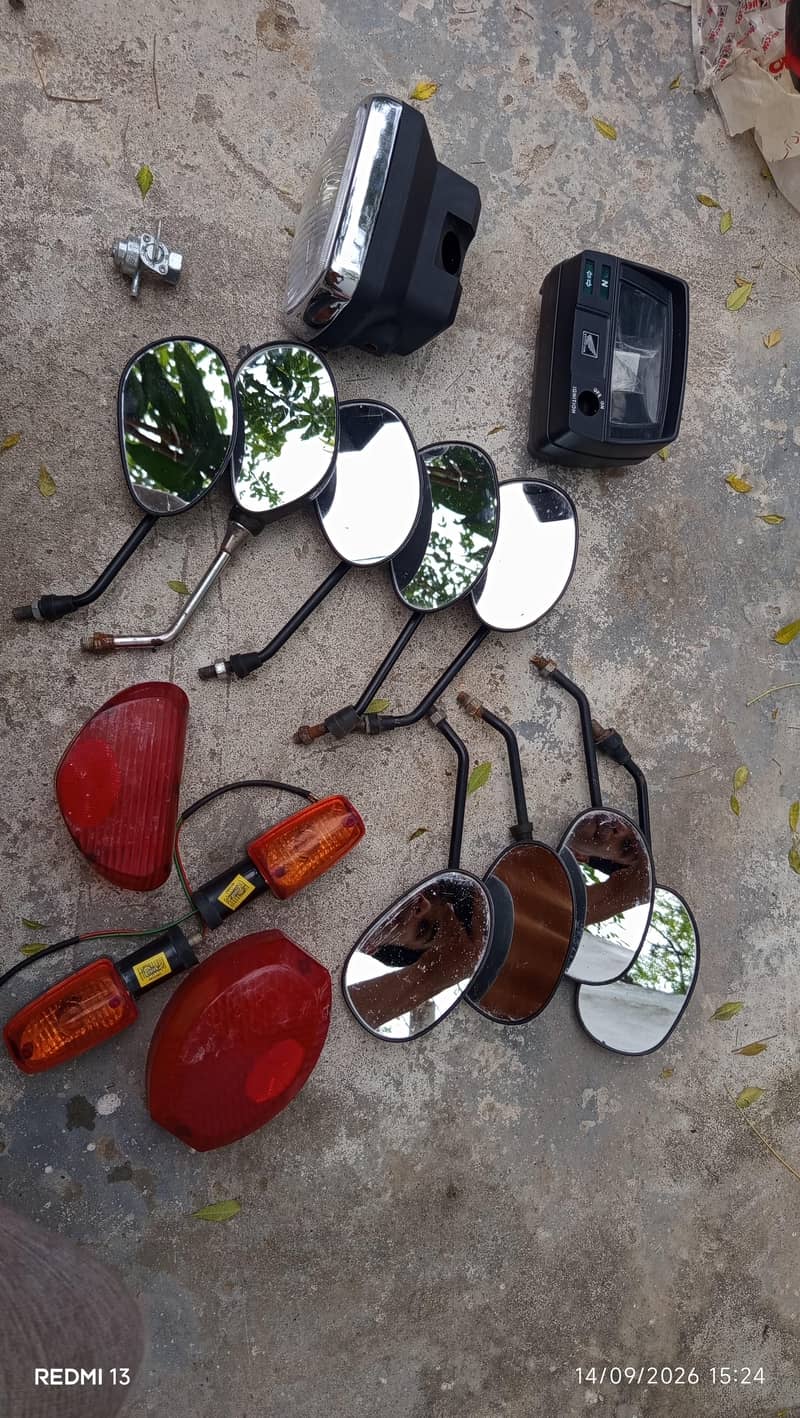 Missilinious items 8
