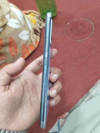 Vivo V21e
