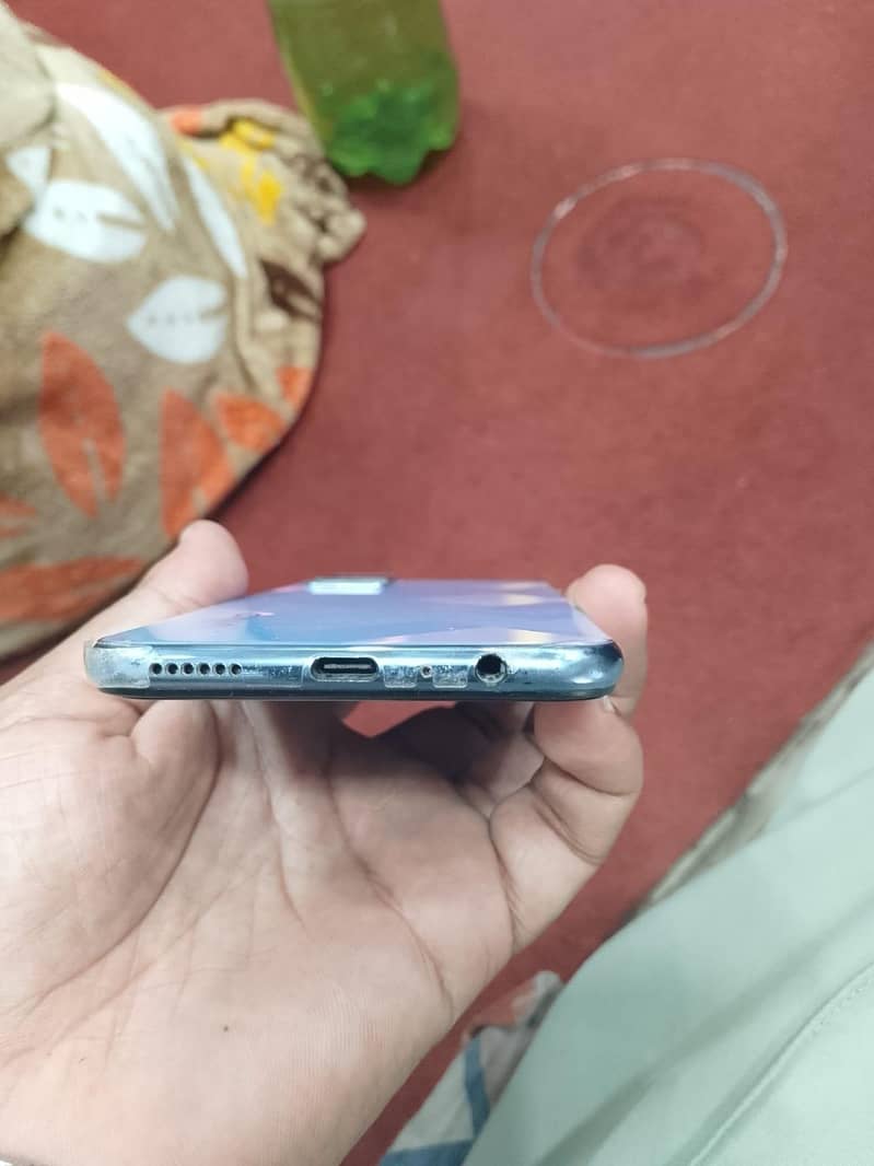 Vivo V21e 1