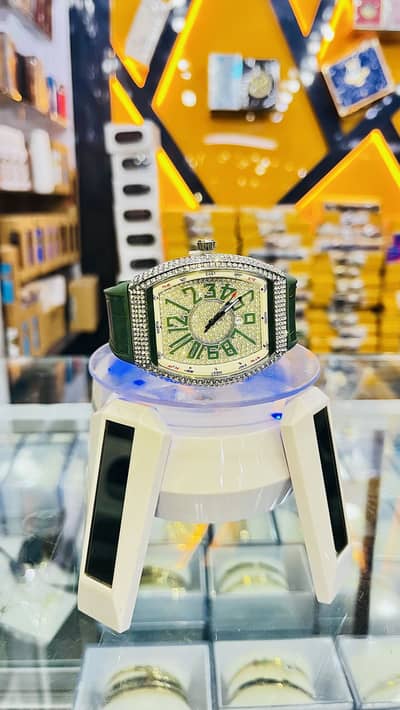 Luxury Men’s Watch – Premium Green Dial | Stylish & Elegant Design