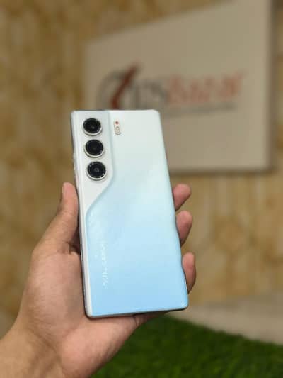 Tecno Camon 40 Pro 8GB Ram 256GB Storage ( Only Set )