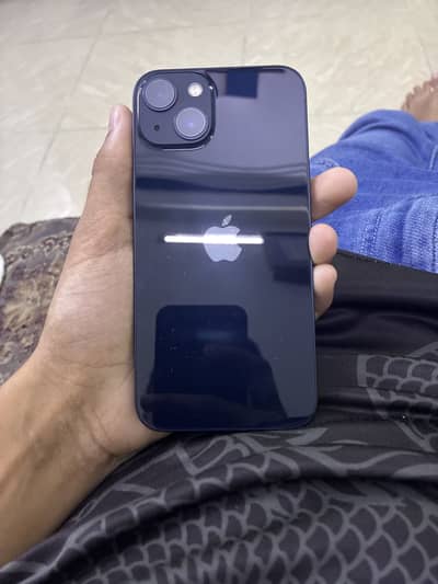 Apple iPhone 13
