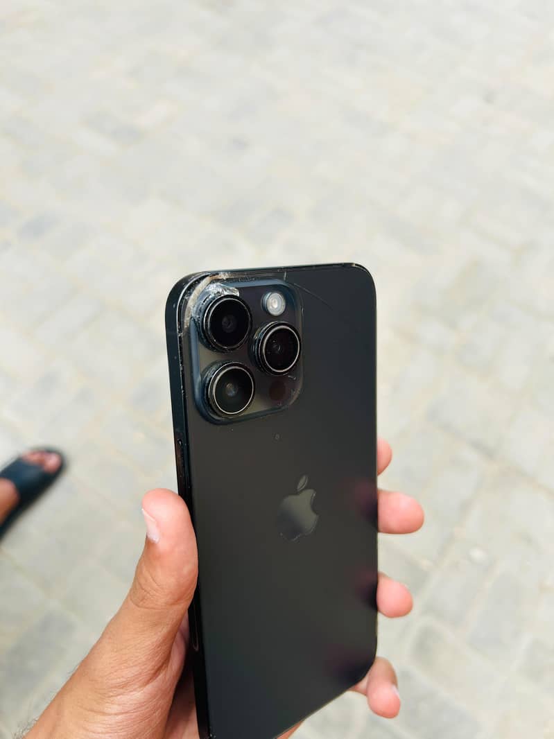 Apple iPhone 14 Pro Max 0