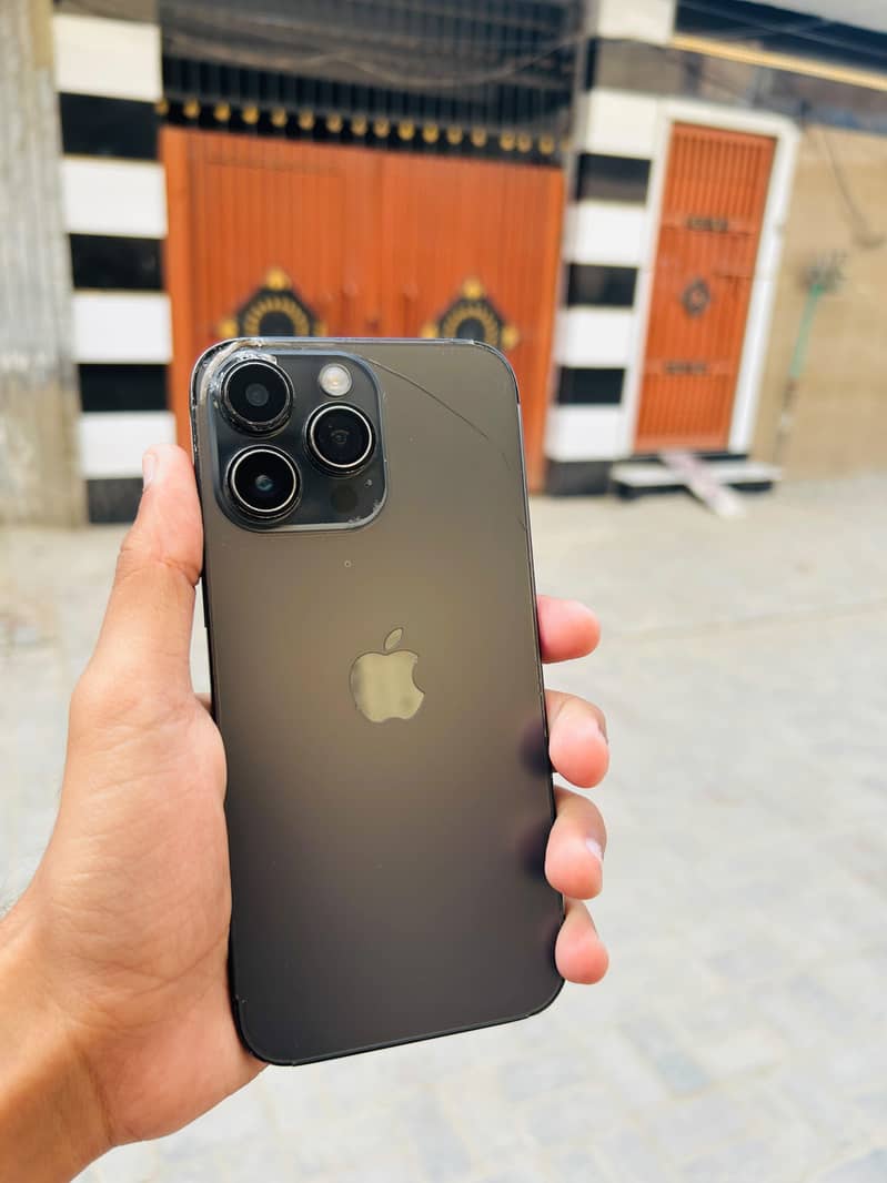 Apple iPhone 14 Pro Max 2