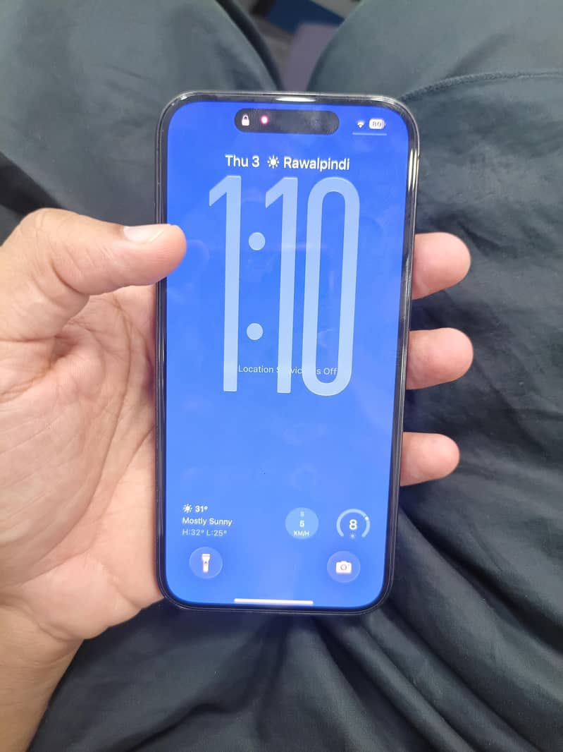 Apple iPhone 15 Pro 3