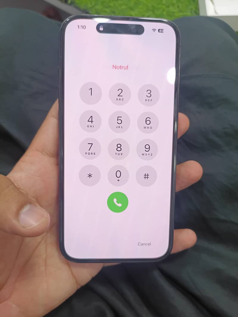 Apple iPhone 15 Pro 4