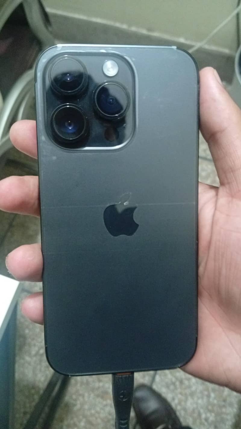 Apple iPhone 14 Pro 2