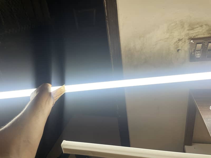 Philips 16W Led light 1