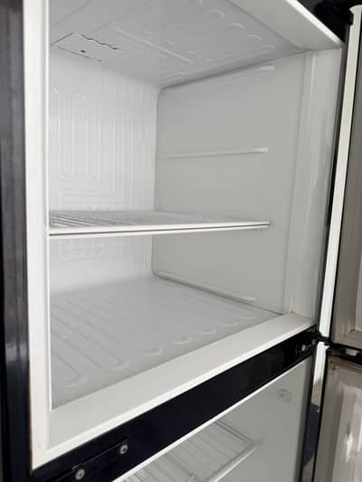PEl Refrigerator