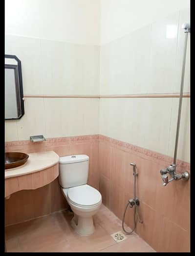 Very Beautiful 10 Marla Upper Portion For Rent With Tile Floor