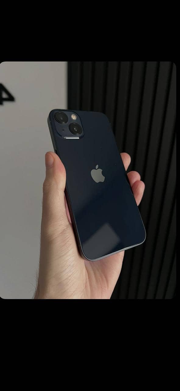 Apple iPhone 13 7