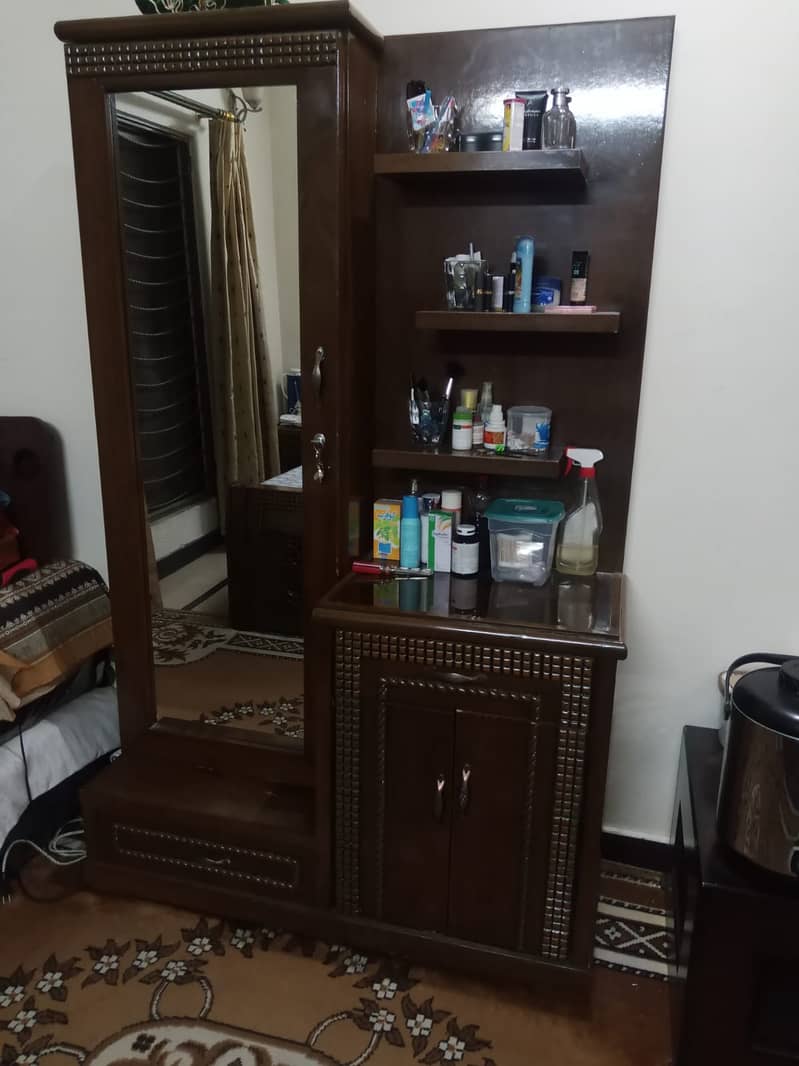 Double bed with side table and dressing 1