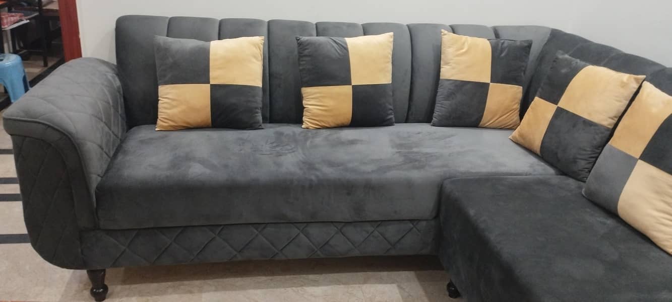 L SHAPE sofa 0