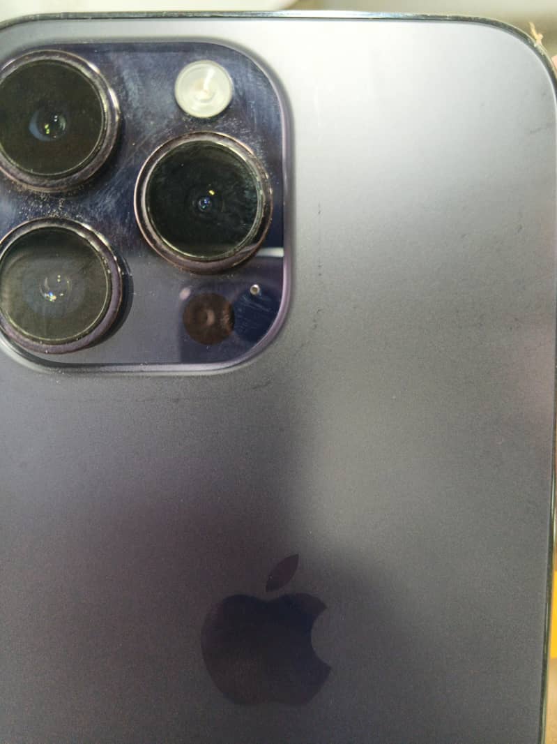 Apple iPhone 14 Pro Max 2