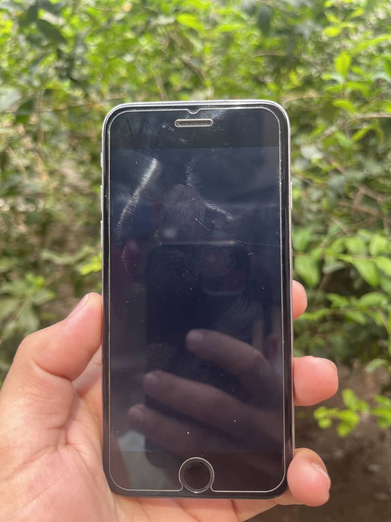 Apple iPhone 6 0
