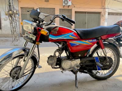 Honda CD 70 Lush Condition All Ok Bio-Metric Also Available