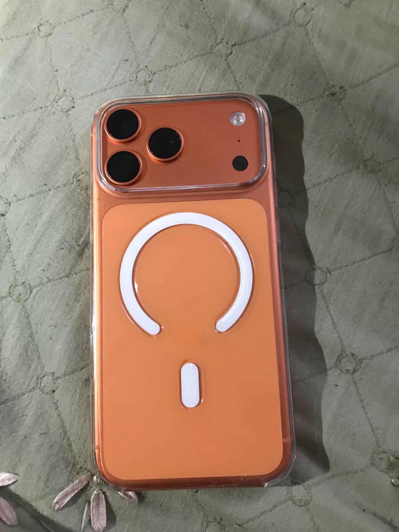 Apple iPhone 17 Pro Max 5