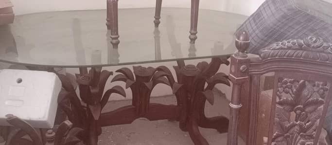 wooded dinning table