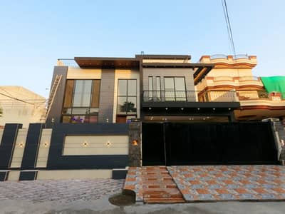 1 Kanal House In Marghzar Officers Colony For Sale At Good Location