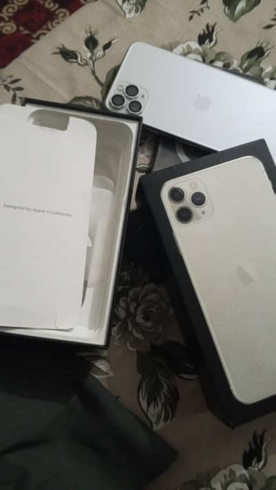 Apple iPhone 11 Pro Max factory unlocked with boxed