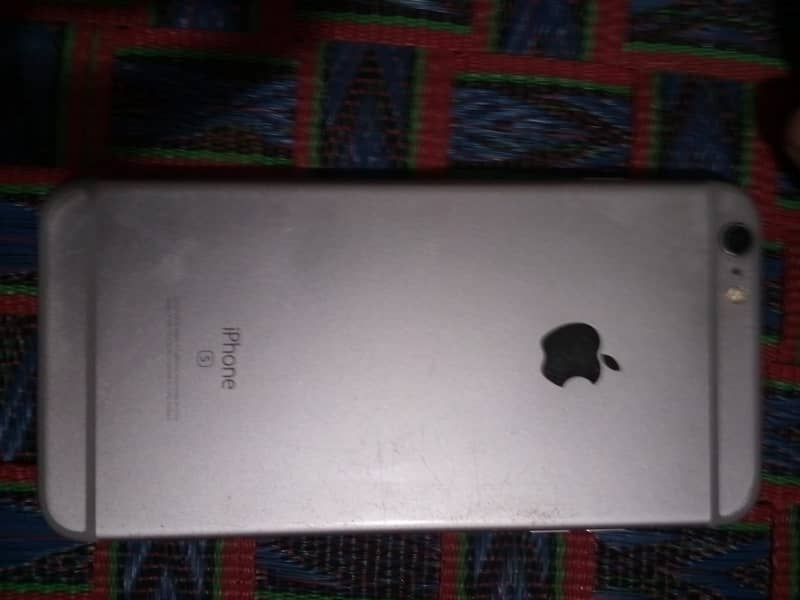 Apple iPhone 6S Plus 2