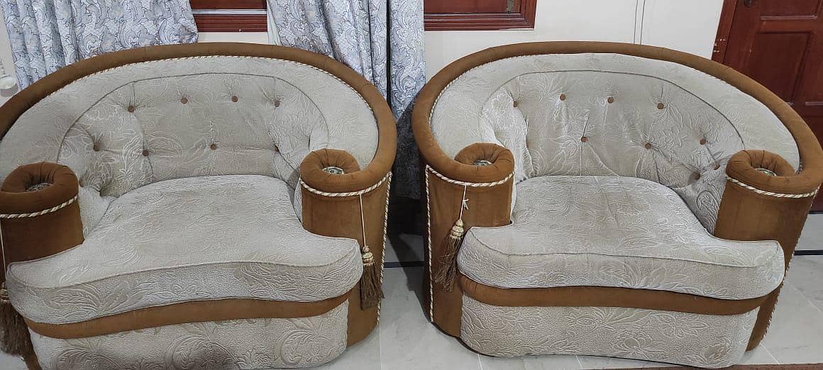 Sofa Set - 5 Seater 0