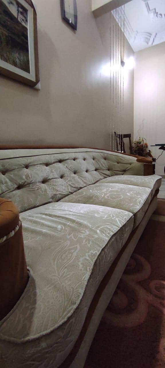 Sofa Set - 5 Seater 2