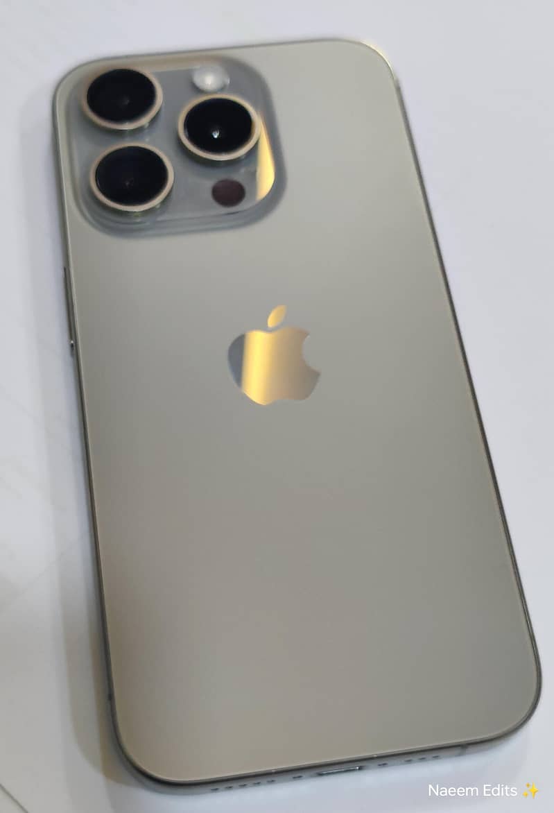 Apple iPhone 15 Pro 8
