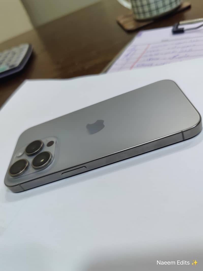 Apple iPhone 15 Pro 15