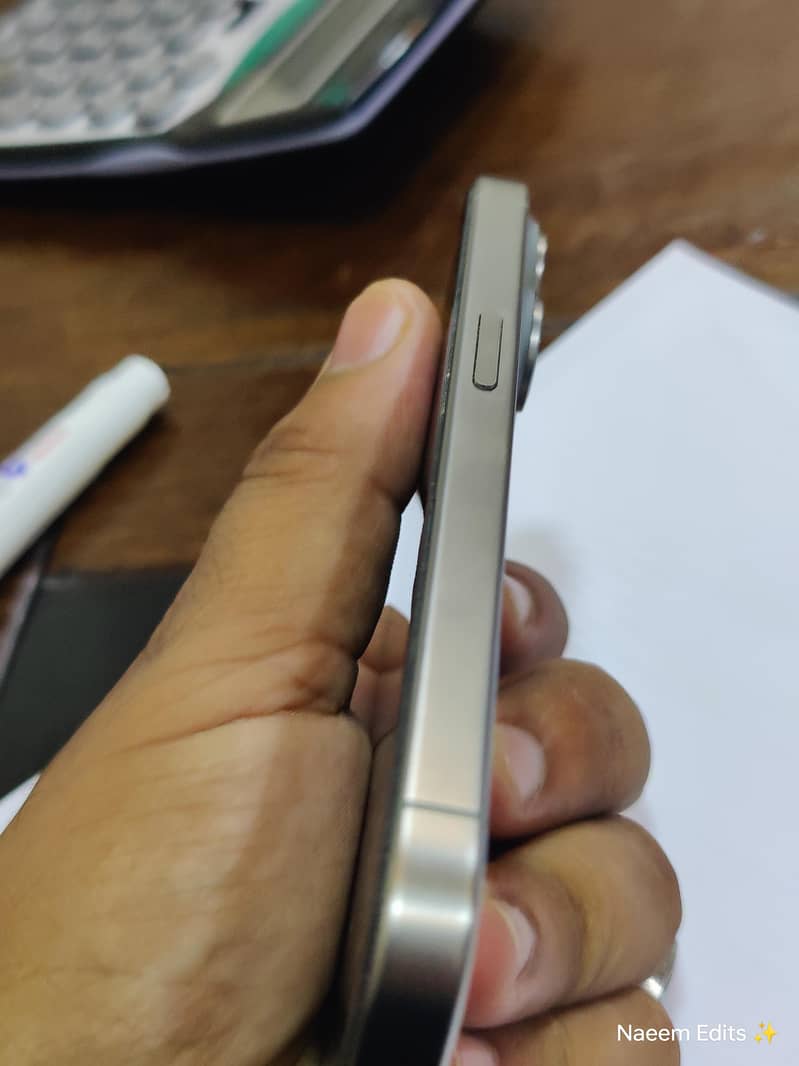 Apple iPhone 15 Pro 19