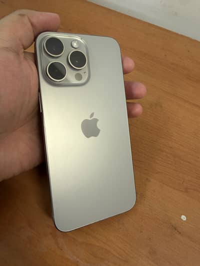Apple iPhone 15 Pro Max