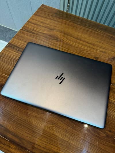 HP ZBook Studio G4