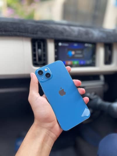 Apple iPhone 13