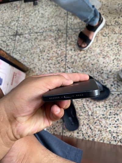 iPhone 15 pro max  256 gb 10/10 battery health 88
