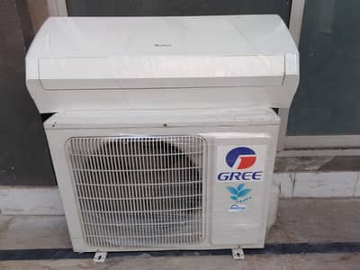 Gree 1 Ton (0316/442/6969) DC Inverter AC one year warranty