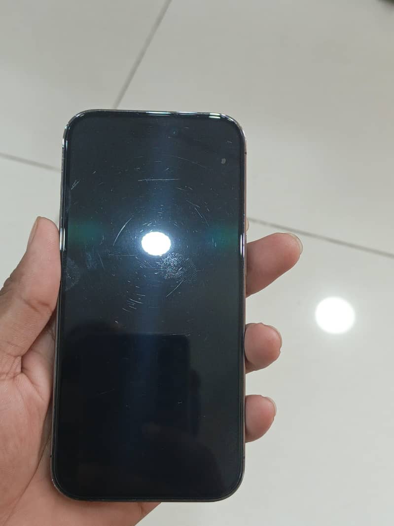Apple iPhone 14 Pro 9
