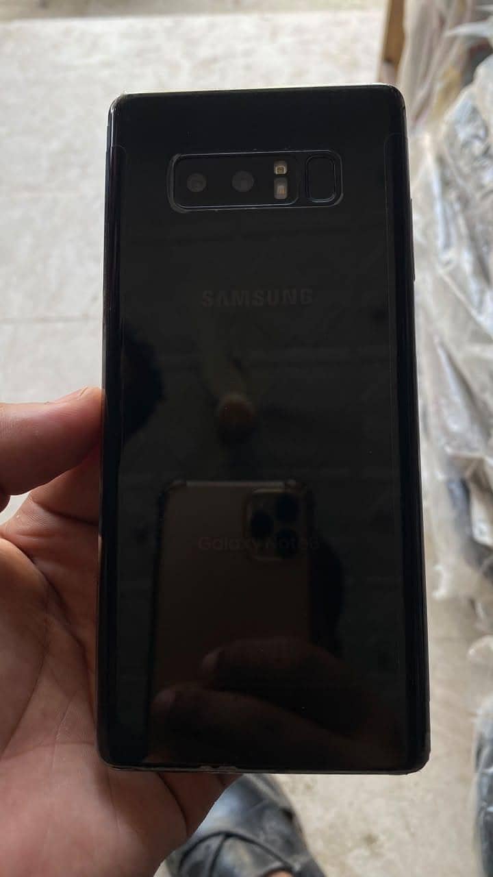 Samsung Mobile Note 8 4