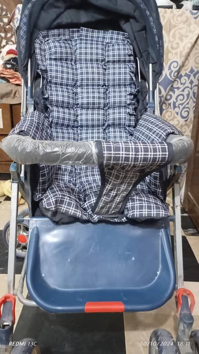 Baby Stroller / Pram – Comfortable Padded Seat