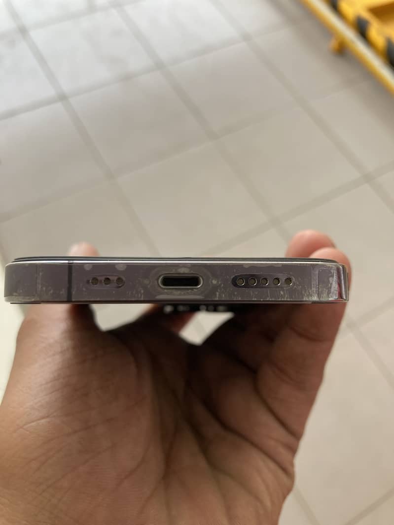 Apple iPhone 14 Pro 1