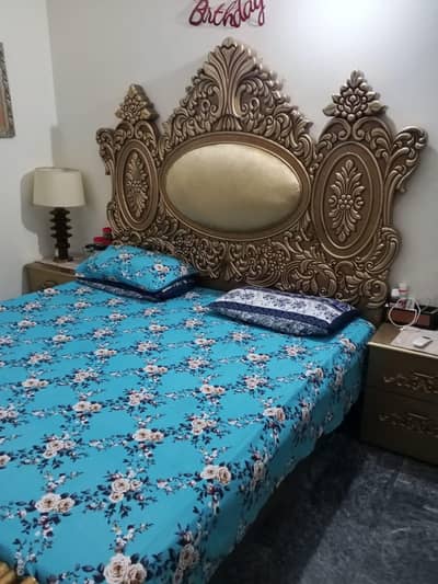 Double Bed + 2 Side Tables + Dressing mirror