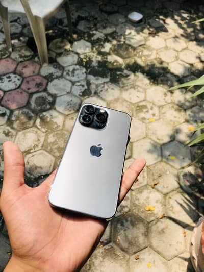 Apple iPhone 13 Pro