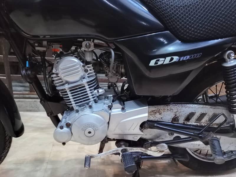 Suzuki 110(Sealed Engine) 4