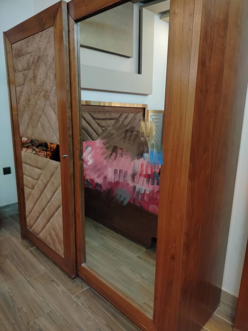 wardrobes 0